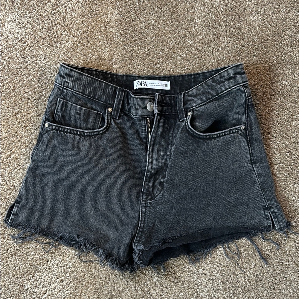 Zara Black Jean Shorts High-Waisted Frayed Hem